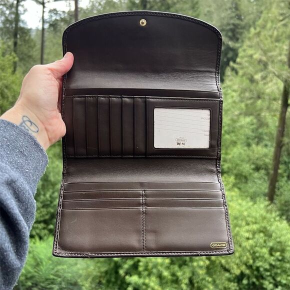 VINTAGE COACH Brown Leather Trifold Wallet w Gold Logo Accent AUTHENTIC - Picture 4 of 6